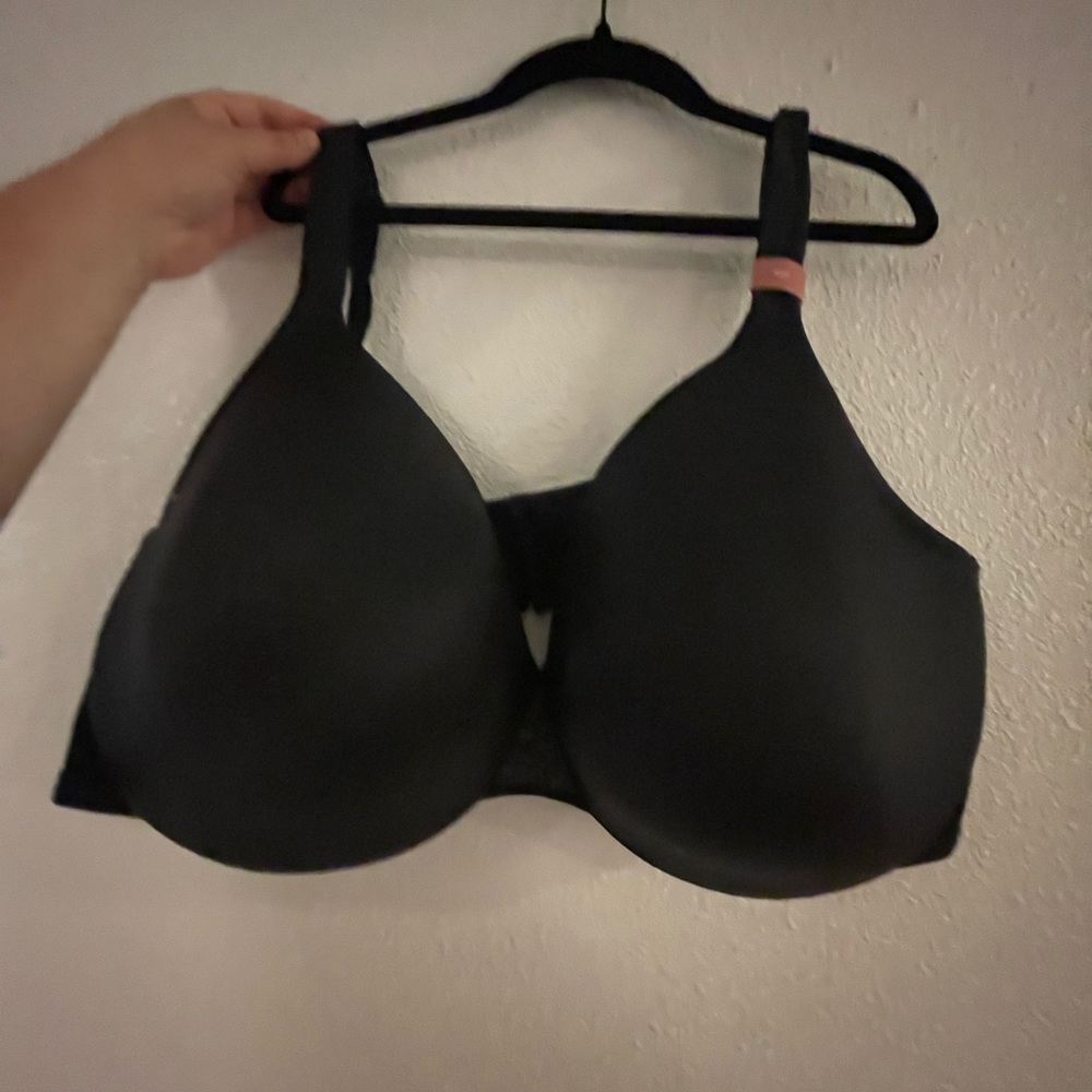 Cacique black bra